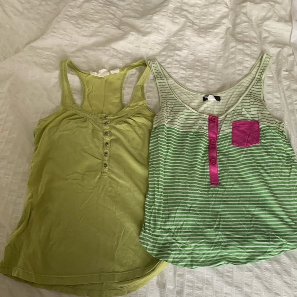 Lot of 2 green Henley tank tops XS